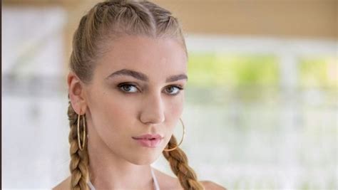 Most Relevant for: kendra sunderland first anal